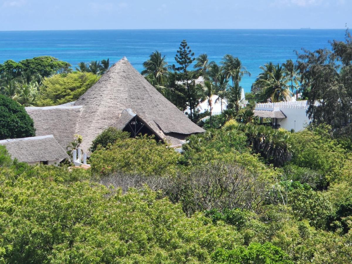 Diani Palm Resort Playa de Diani Exterior foto